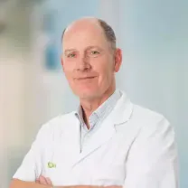 Dr Patrick Theunis, Chirurgien plasticien